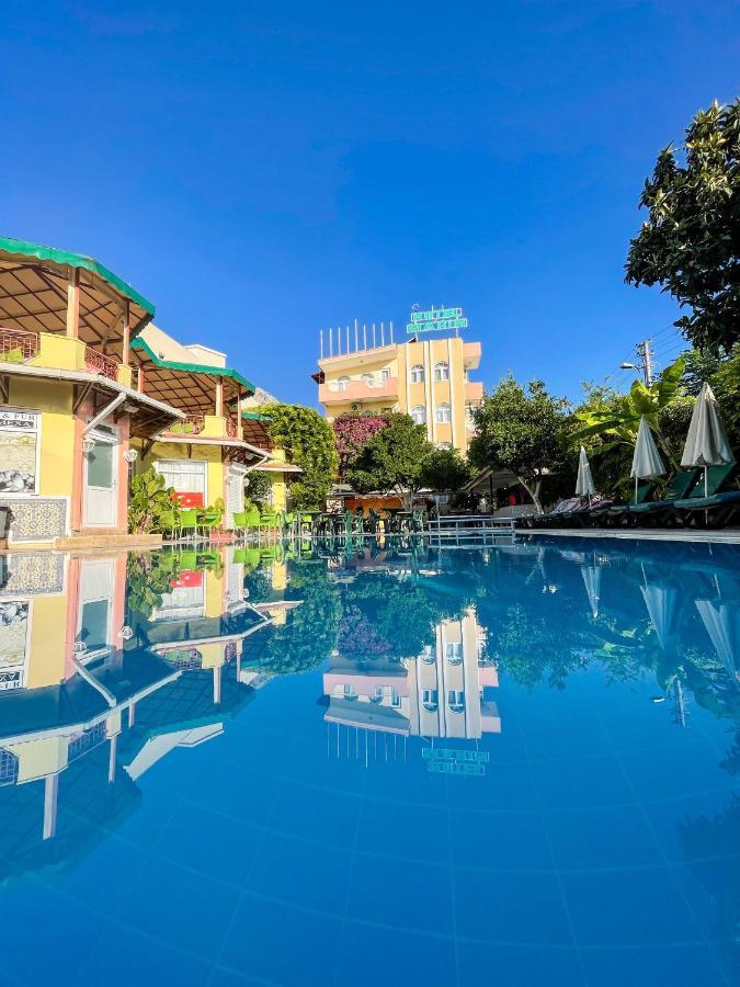 Marin Hotel ケメル エクステリア 写真